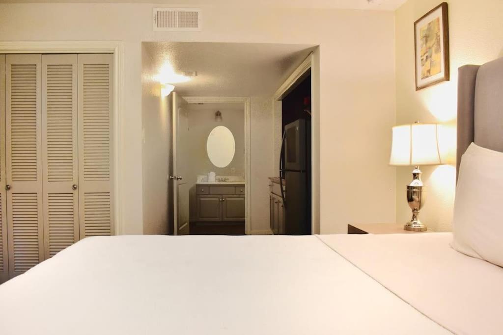 Montrose Pied-A-Terre Apartments Walking Distance To Museums Houston Kültér fotó